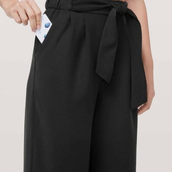 Lululemon Noir Wide Leg Crop Pants Size 6 Belted Waist Black Flowy Workwear S - Picture 10 of 11
